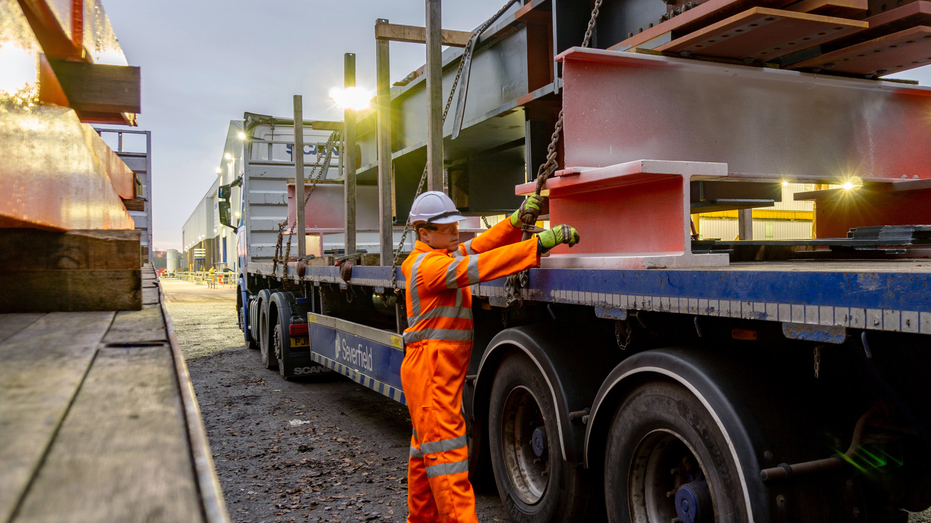 Specialty Transporation Heavy Haul Hero